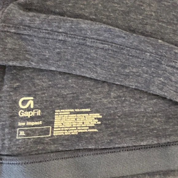GapFit 2 sports bras - Blue & Black Set - Picture 4 of 6